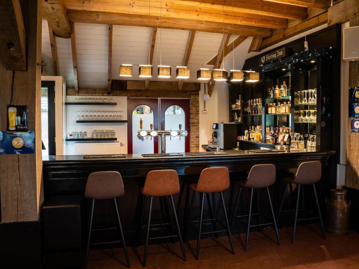 Bed and Breakfast De Raayhof Doornenburg Esterno foto