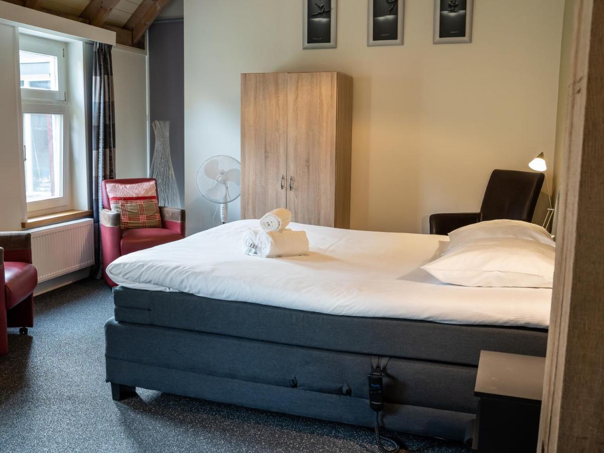 Bed and Breakfast De Raayhof Doornenburg Esterno foto