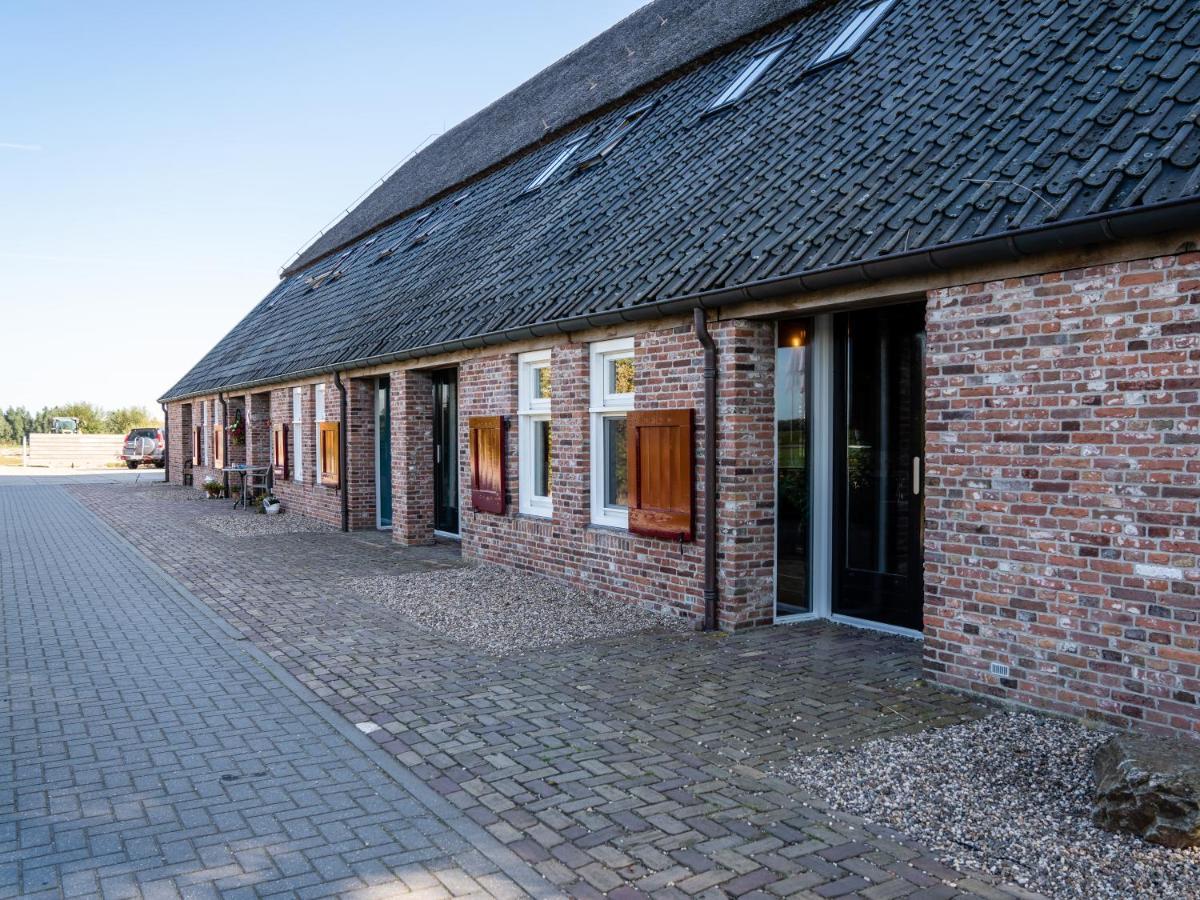 Bed and Breakfast De Raayhof Doornenburg Esterno foto